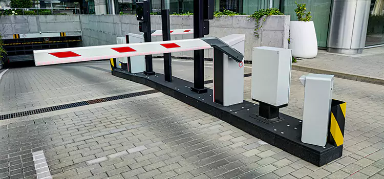 Custom Gate Design & Integration Marshall